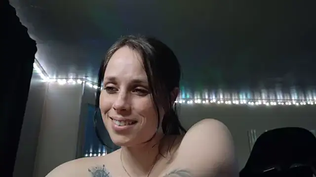 mavismable online show from April 10, 3:45 am