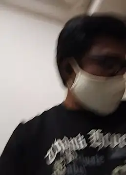 Snapshot of SunkLupus chatting on March 22, 2:47 pm SunkLupus online show from March 22, 2:47 pm