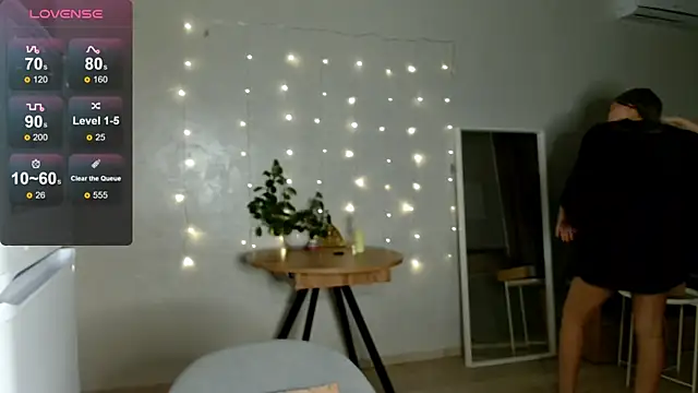 Eva   forever online show from November 11, 1:05 am