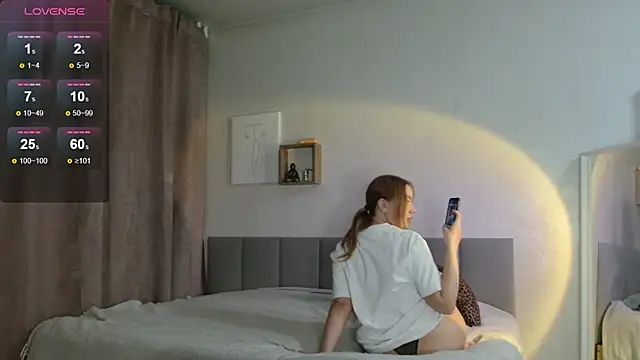 Eva   forever online show from February 27, 12:21 am