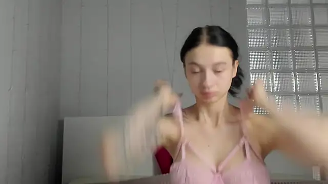Snapshot of Chatty_Alice chatting on September 13, 1:16 am Chatty Alice online show from September 13, 1:16 am