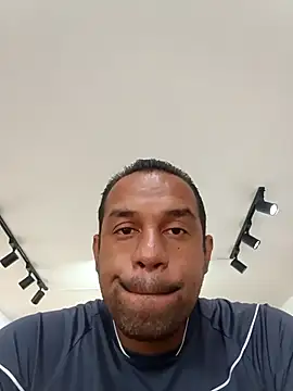 elnegro707070 online show from October 23, 11:09 am