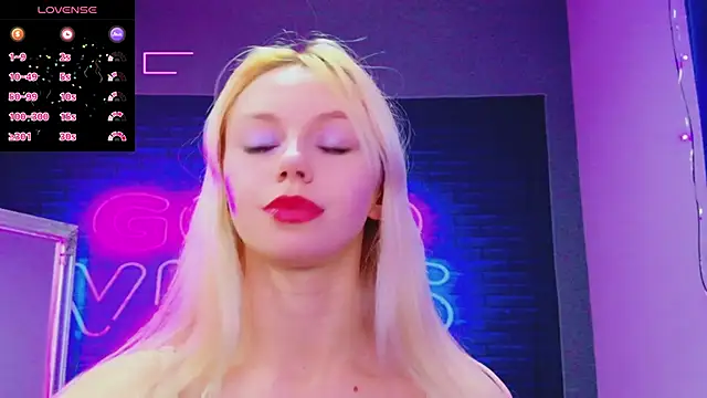 AlessiaCroft online show from March 14, 5:02 am