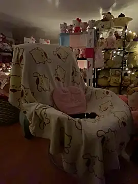 Snapshot of w3tkittty chatting on February 24, 5:16 am w3tkittty online show from February 24, 5:16 am