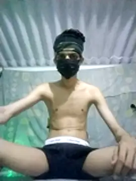 HannanKhan25 online show from February 24, 7:45 pm