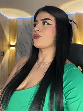 Snapshot of Kariina__69 chatting on March 2, 2:47 am Kariina 69 online show from March 2, 2:47 am