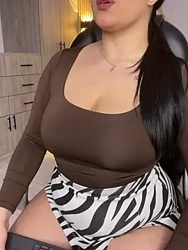 Kariina  69 online show from April 2, 7:11 pm