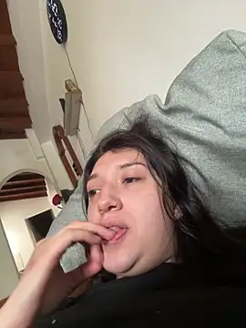 Mia  Gray online show from April 5, 6:16 pm