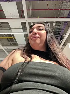 Snapshot of Mia__Gray chatting on May 18, 6:14 pm Mia Gray online show from May 18, 6:14 pm