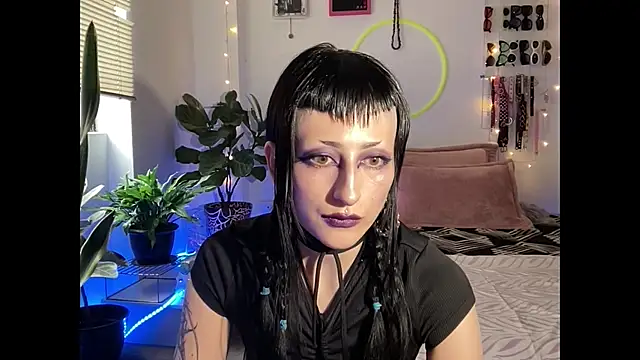 ELENA UMBRA online show from July 5, 10:39 pm