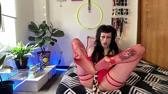 ELENA UMBRA online show from July 15, 6:02 pm