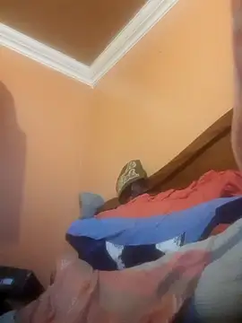 Snapshot of RearApiary chatting on December 23, 3:59 am RearApiary online show from December 23, 3:59 am