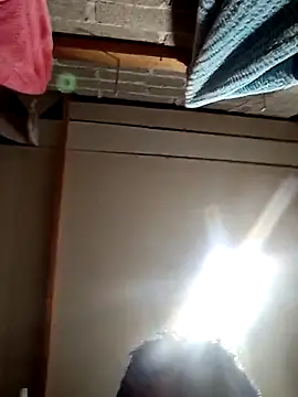 luuiss12 online show from September 11, 5:29 am