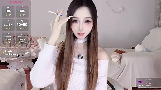 Snapshot of Tsuki-MM chatting on October 29, 6:48 am Tsuki-MM online show from October 29, 6:48 am