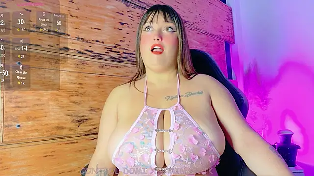 Snapshot of Alicee_stone_ chatting on November 26, 8:21 pm Alicee stone online show from November 26, 8:21 pm