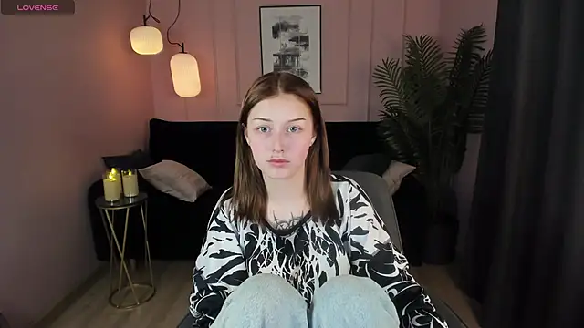 Snapshot of TinaBump chatting on March 23, 7:09 am TinaBump online show from March 23, 7:09 am