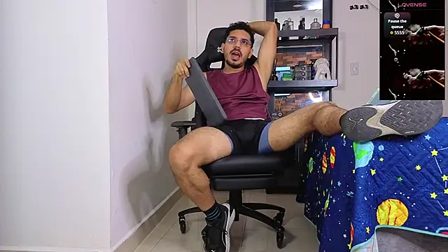 samuelcoopeer online show from April 7, 3:12 pm