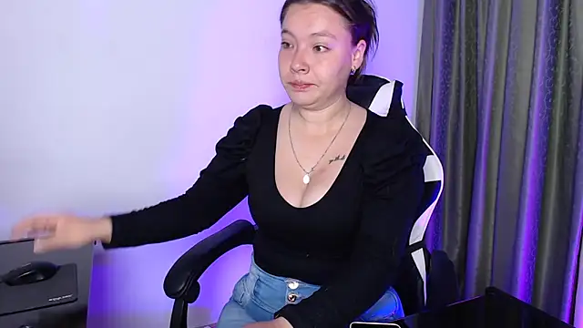 Snapshot of mariaana__222 chatting on October 2, 4:19 am mariaana 222 online show from October 2, 4:19 am