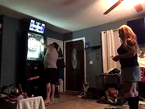 Snapshot of weready79 chatting on December 18, 7:47 am weready79 online show from December 18, 7:47 am