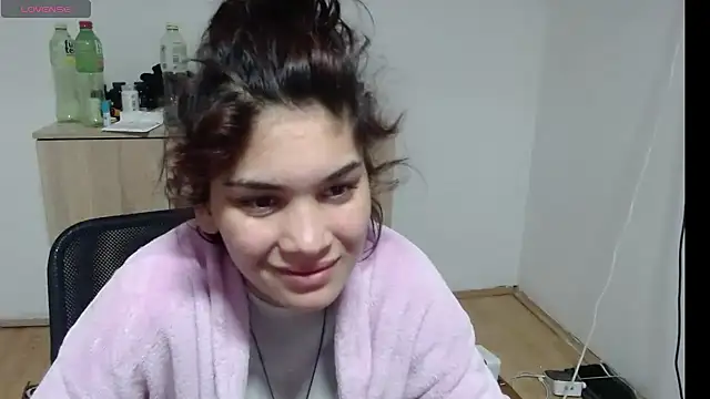 MalloryMyers online show from November 1, 8:55 pm