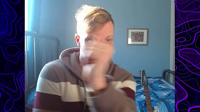 Snapshot of lustylyndon chatting on February 12, 4:57 pm lustylyndon online show from February 12, 4:57 pm