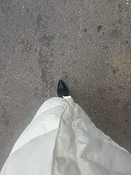 xiaoyuan01 online show from December 4, 1:26 am