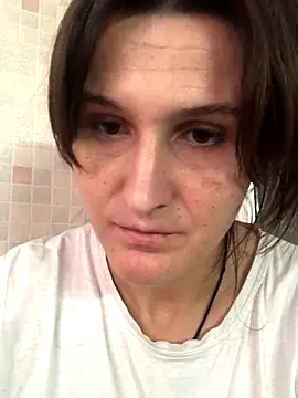 Snapshot of NikaSwan2831 chatting on October 21, 1:12 pm NikaSwan2831 online show from October 21, 1:12 pm