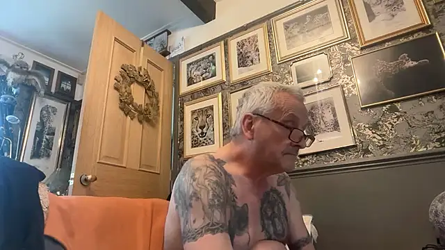 poggles online show from February 23, 2:36 pm