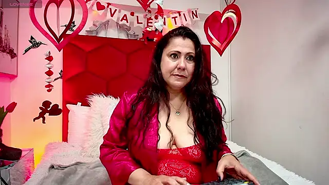 EmmaJhomson online show from February 14, 12:57 pm