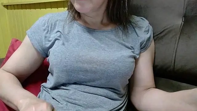 MartinaCollins2929 online show from October 3, 1:24 am