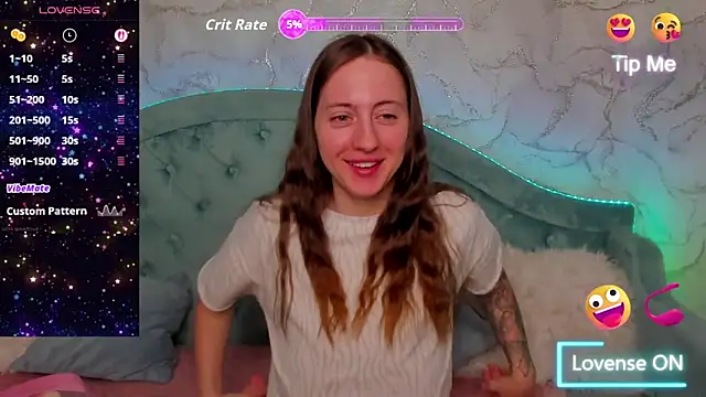 Snapshot of ChristyCrayme chatting on February 3, 10:26 pm ChristyCrayme online show from February 3, 10:26 pm