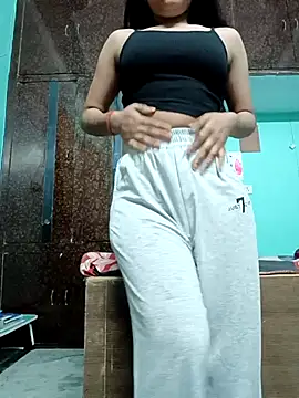 Snapshot of Sexy_Yasmin chatting on October 28, 10:41 am Sexy Yasmin online show from October 28, 10:41 am