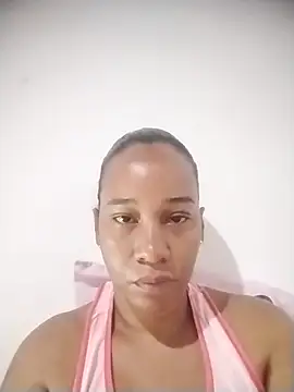 Snapshot of EbonyHorrny chatting on December 21, 2:02 pm EbonyHorrny online show from December 21, 2:02 pm