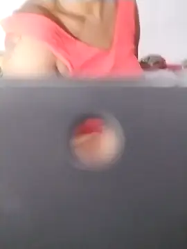 Snapshot of EbonyHorrny chatting on January 5, 8:01 pm EbonyHorrny online show from January 5, 8:01 pm