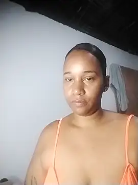 Snapshot of EbonyHorrny chatting on February 17, 2:30 am EbonyHorrny online show from February 17, 2:30 am