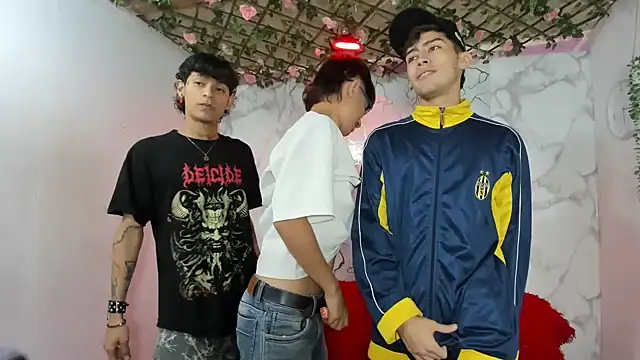 Snapshot of Bastian_boyshot77 chatting on June 26, 1:15 pm Bastian boyshot77 online show from June 26, 1:15 pm
