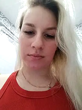 Snapshot of HoneyNelly chatting on February 7, 3:10 am HoneyNelly online show from February 7, 3:10 am