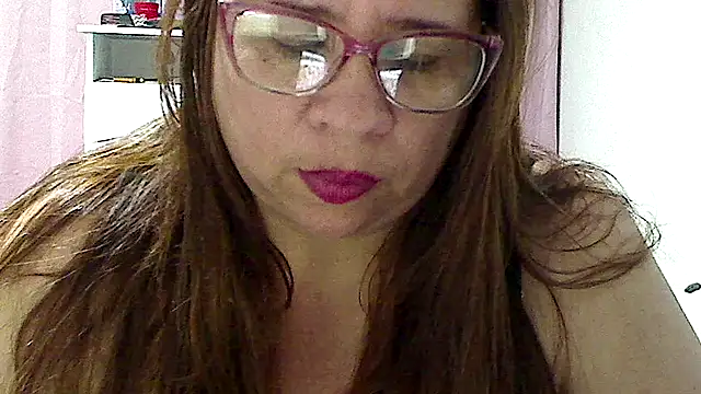 luciana69hot online show from January 7, 8:11 pm