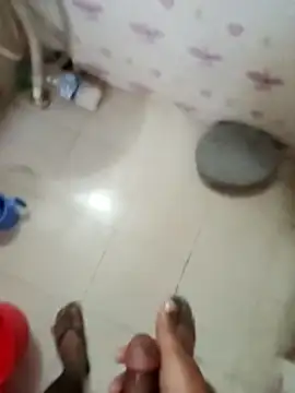 Snapshot of zim200 chatting on February 20, 9:00 am zim200 online show from February 20, 9:00 am