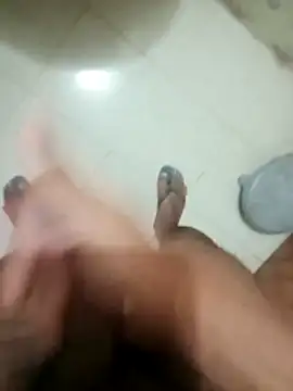 Snapshot of zim200 chatting on February 23, 4:26 pm zim200 online show from February 23, 4:26 pm