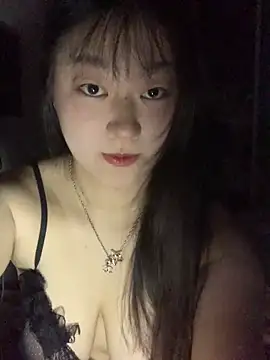 xialuo25 online show from April 27, 3:54 pm