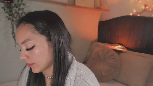 im-isabella online show from December 5, 7:32 pm