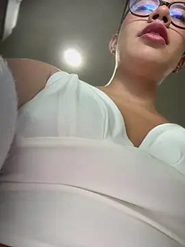 sara calderon online show from May 27, 11:29 am