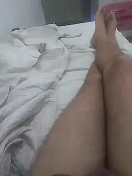 Snapshot of GuilhermeYuree chatting on December 14, 8:52 am GuilhermeYuree online show from December 14, 8:52 am