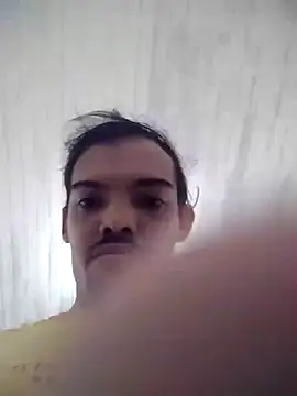 Snapshot of GuilhermeYuree chatting on January 6, 3:49 pm GuilhermeYuree online show from January 6, 3:49 pm