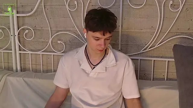 AnthonyHall online show from November 30, 4:38 am