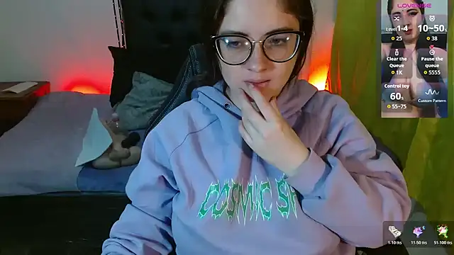 KrystalAdams online show from November 11, 1:11 pm