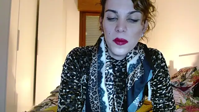 refem9 online show from October 9, 5:11 pm