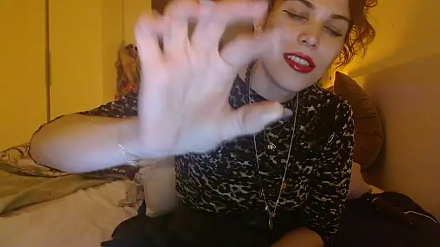 refem9 online show from November 10, 5:34 pm