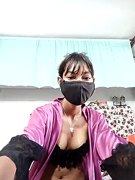 Snapshot of HOT_SHRII chatting on October 18, 3:53 am HOT SHRII online show from October 18, 3:53 am